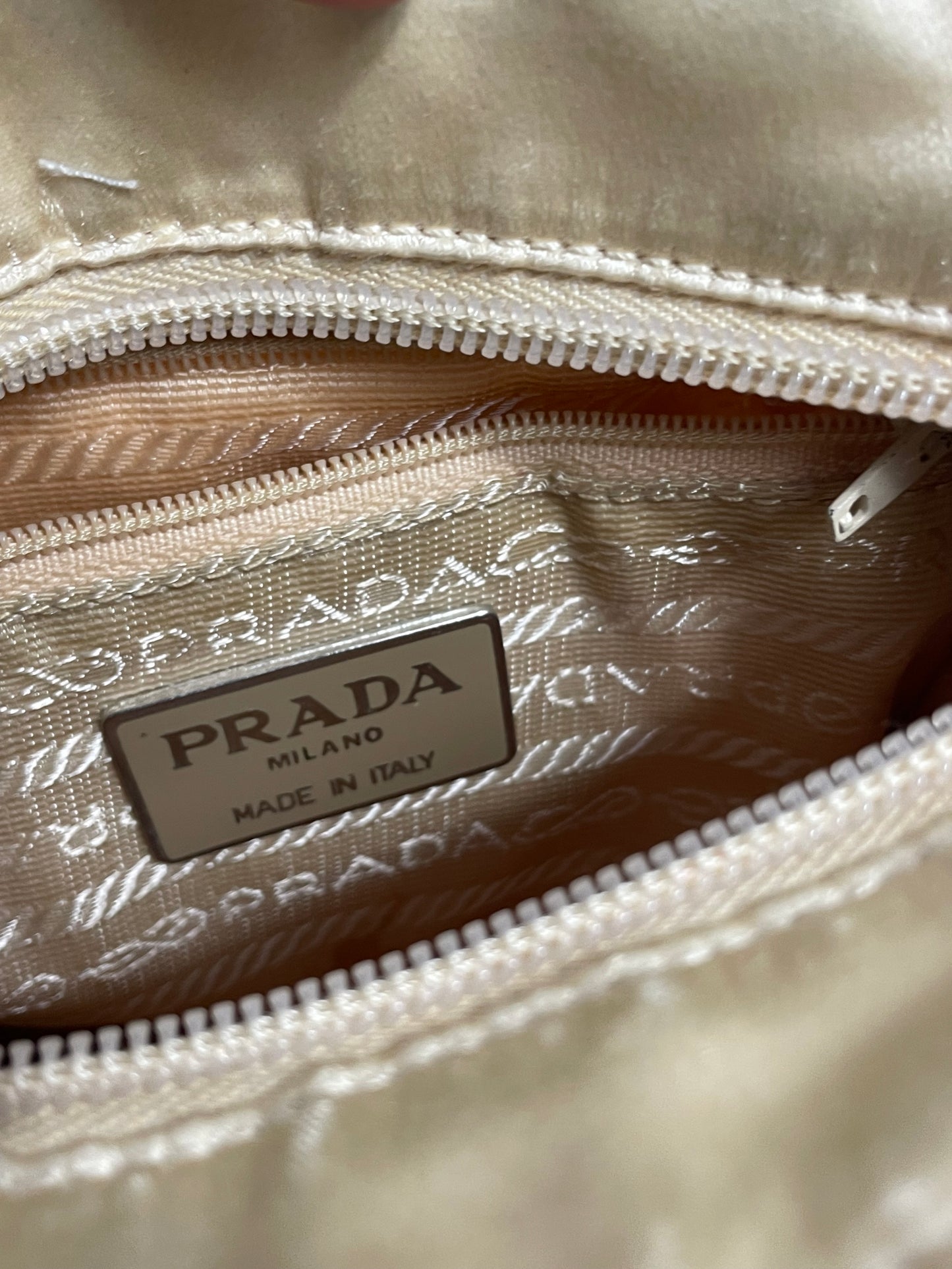 Prada Pochette in seta