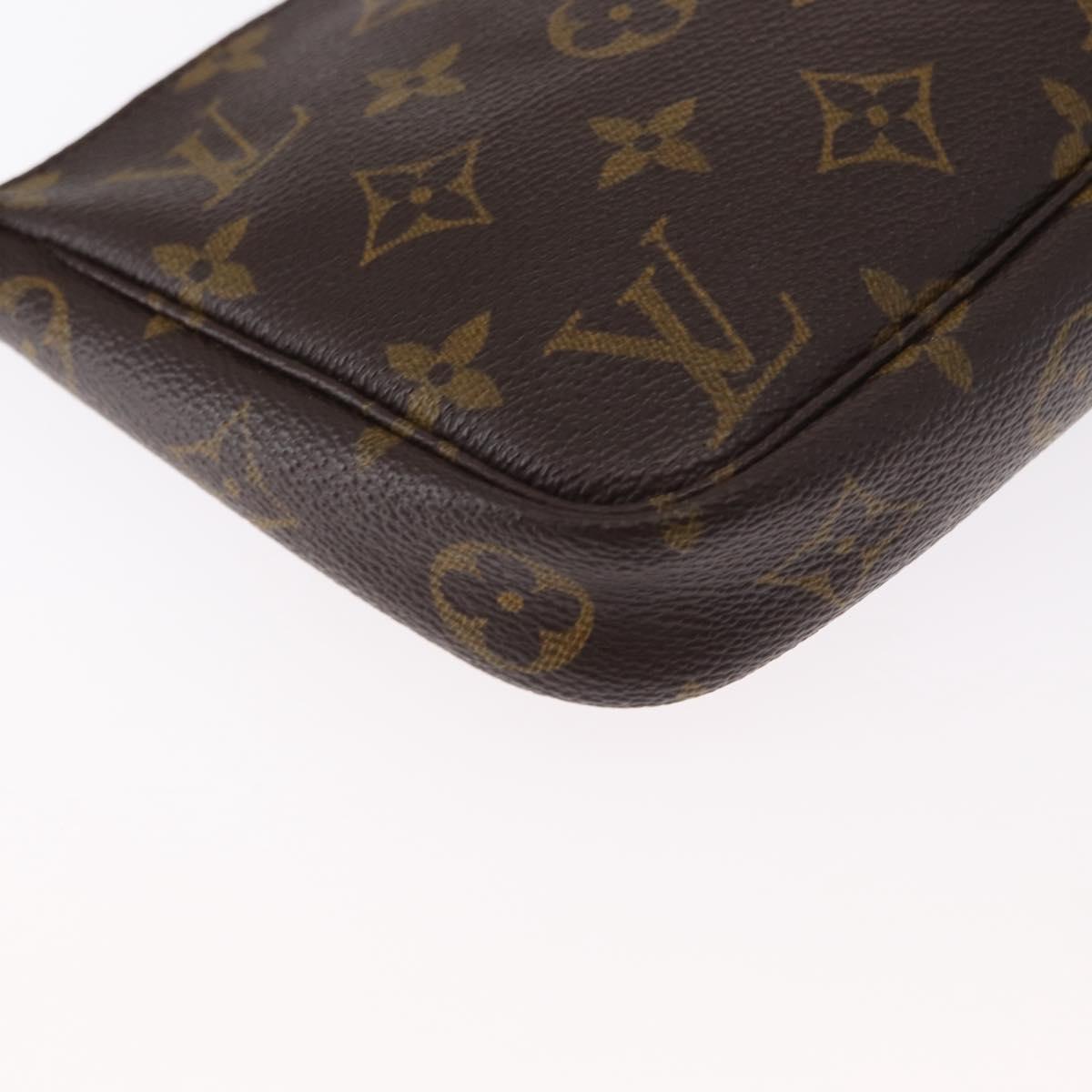 LV Pochette Accessoires