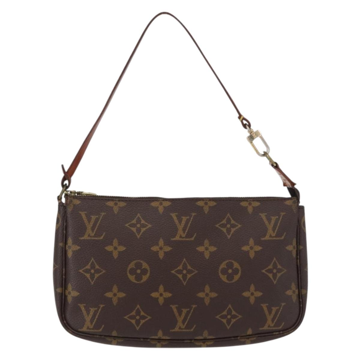 LV Pochette Accessoires